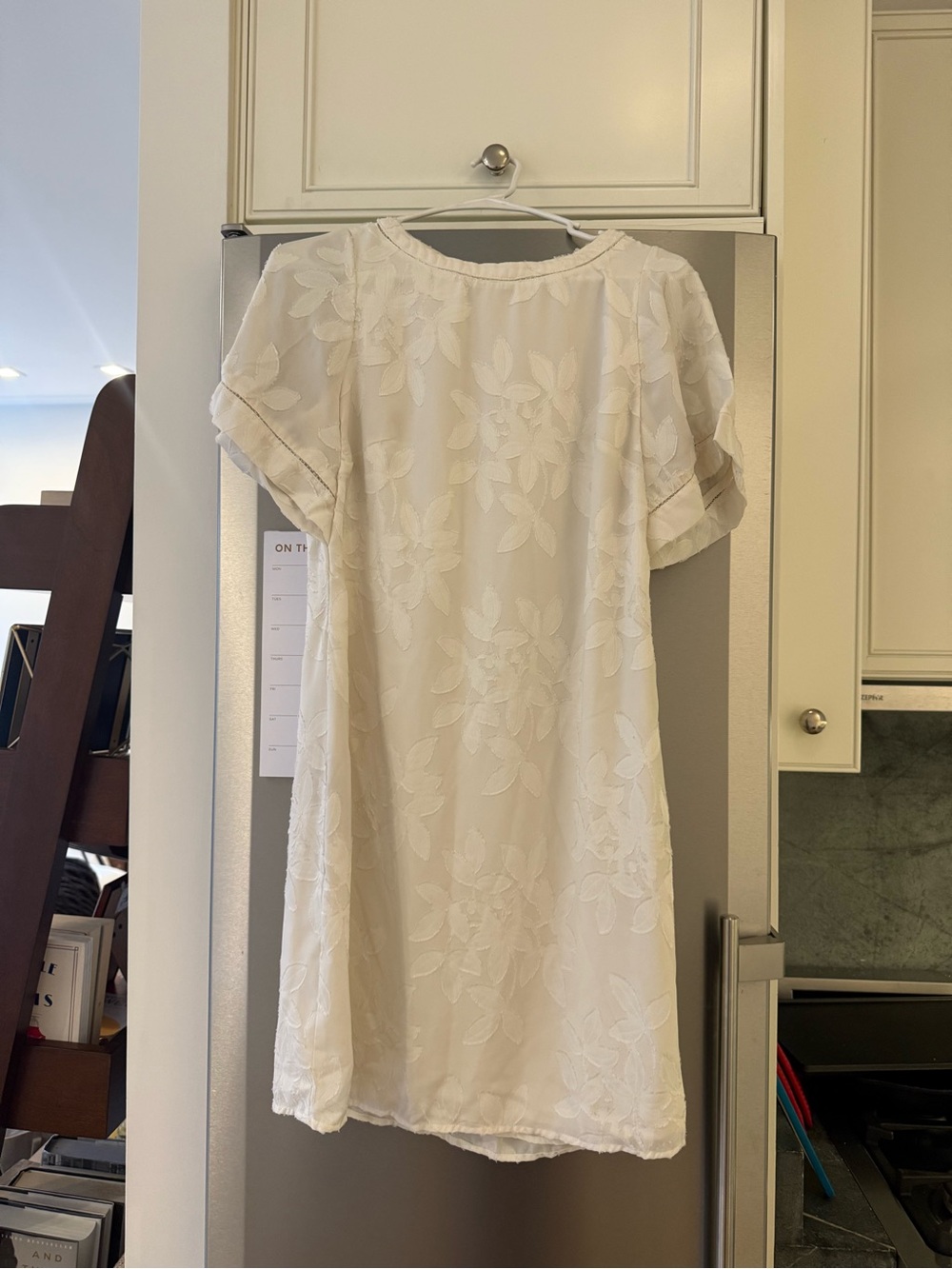 Ann Taylor White / Cream Floral Embroidered Shift Dress